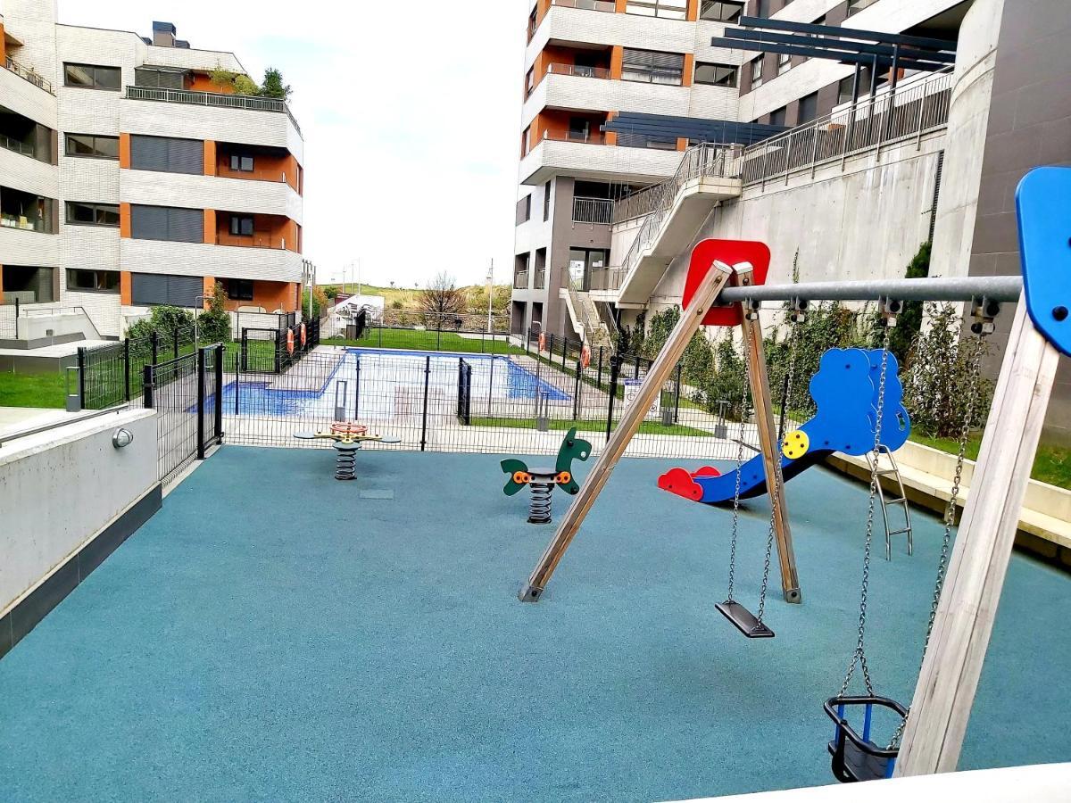 Costa Norte Gym Apartamento Con Terraza Garaje Y Piscina Castro Urdiales Kültér fotó